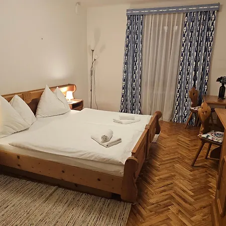 Bed & Breakfast Buchner 2*