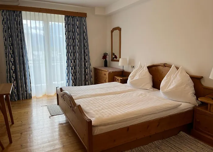 住宿加早餐酒店 Buchner