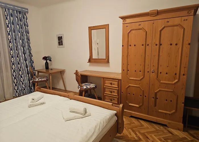 Buchner Frühstückspension 2*